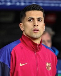 电竞赛事-记者：坎塞洛预计周六在巴塞罗那接受体检并签约